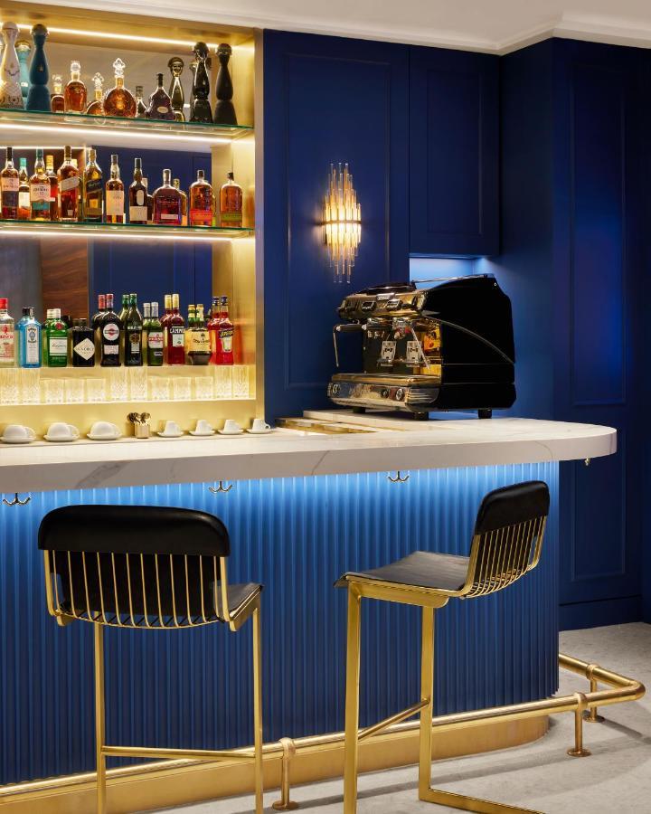 Gansevoort Meatpacking Hotel Ню Йорк Екстериор снимка The bar at the 1900 restaurant